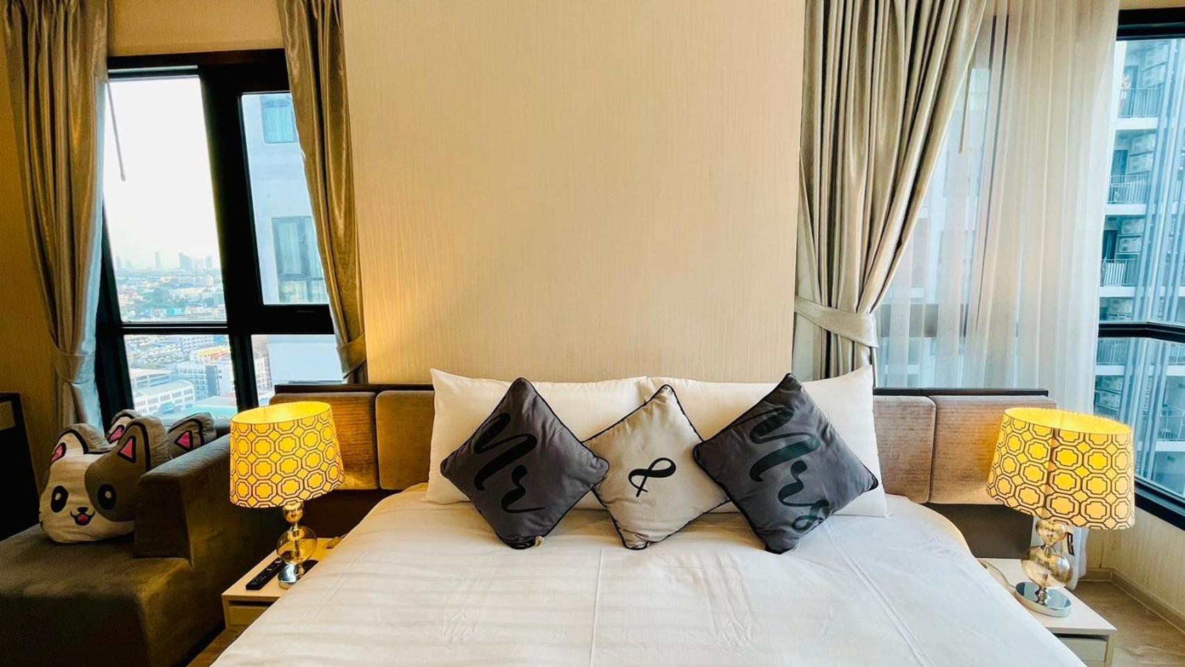 The Base Central Pattaya 2 Bed 2 Bath By Numam Ngoại thất bức ảnh