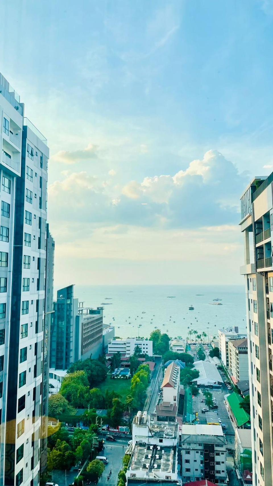 The Base Central Pattaya 2 Bed 2 Bath By Numam Ngoại thất bức ảnh